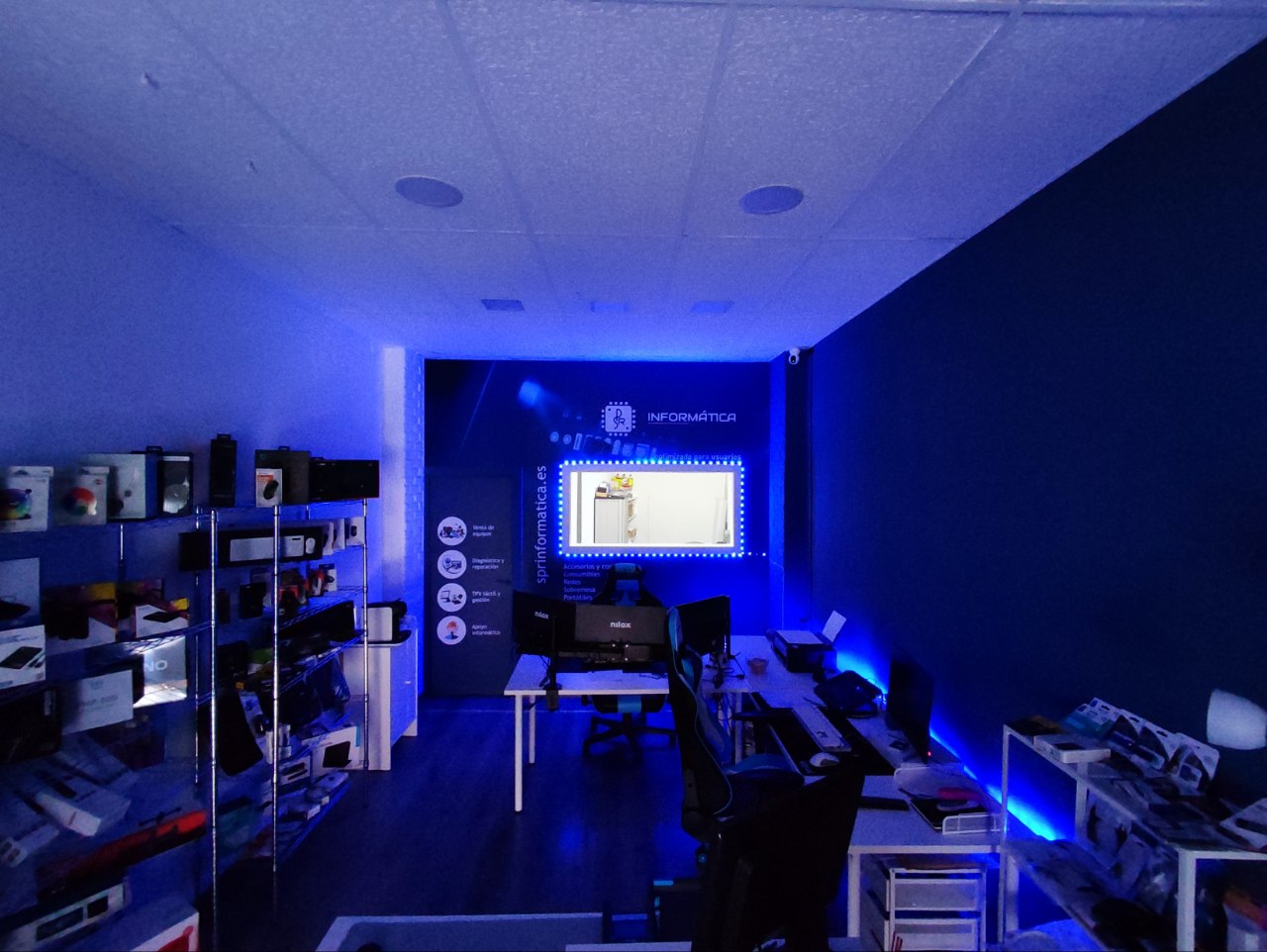 Iluminación del interior de la tienda
